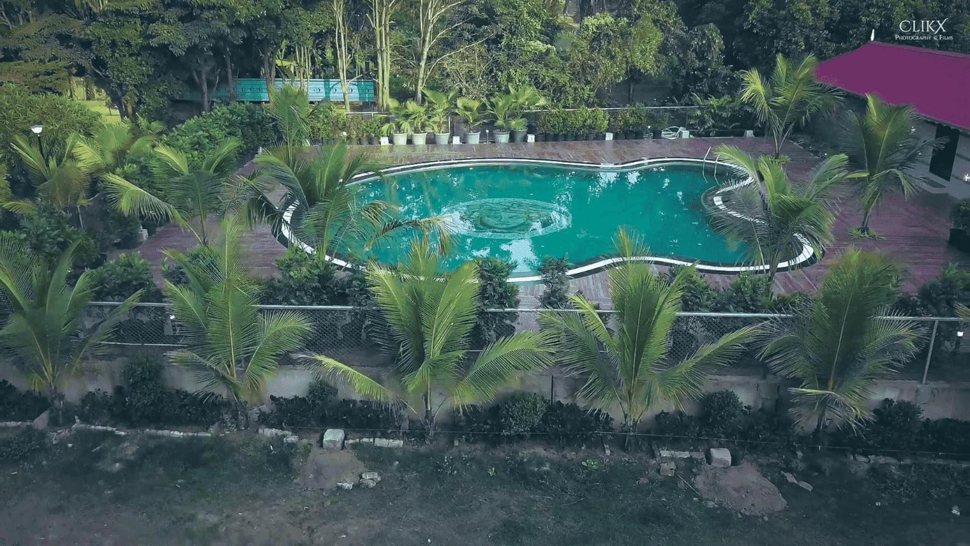 Hotel Royal Retreat サンバルプル エクステリア 写真